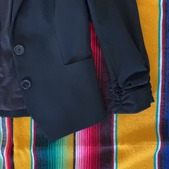 Express Cropped Blazer - Picture 3 of 4